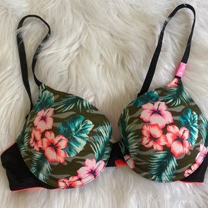 NWT Victoria’s Secret Pink 34B Push-Up Bra